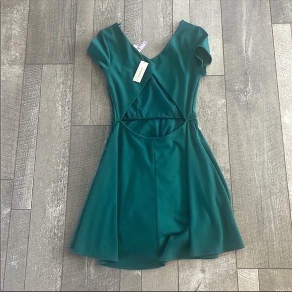 Francesca's Size Small Open Back Dress New with Tags - Picture 5 of 11